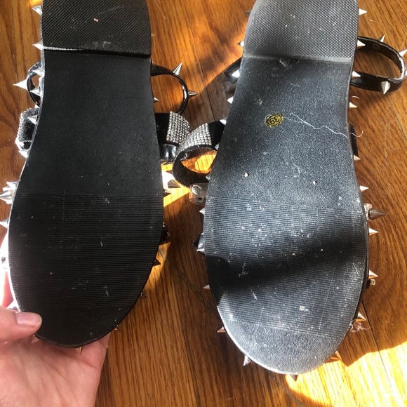 Spike sandals - Picture 6 of 6